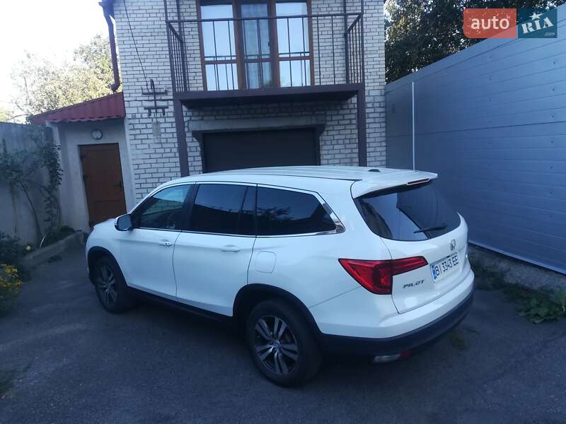 Внедорожник / Кроссовер Honda Pilot 2018 в Полтаве