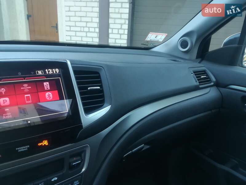 Внедорожник / Кроссовер Honda Pilot 2018 в Полтаве