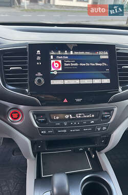 Внедорожник / Кроссовер Honda Pilot 2019 в 