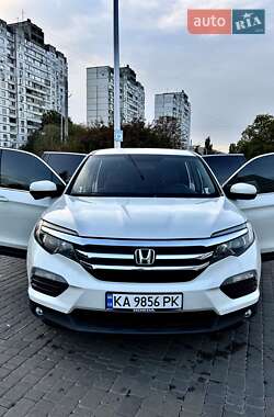 Внедорожник / Кроссовер Honda Pilot 2017 в Киеве