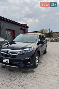 Внедорожник / Кроссовер Honda Pilot 2020 в 