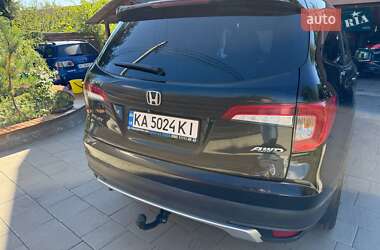 Внедорожник / Кроссовер Honda Pilot 2019 в 