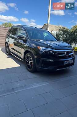 Внедорожник / Кроссовер Honda Pilot 2019 в 