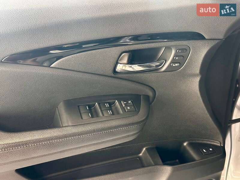Позашляховик / Кросовер Honda Pilot 2018 в Львові фото 15 Позашляховик / Кросовер Honda Pilot 2018 в Львові
