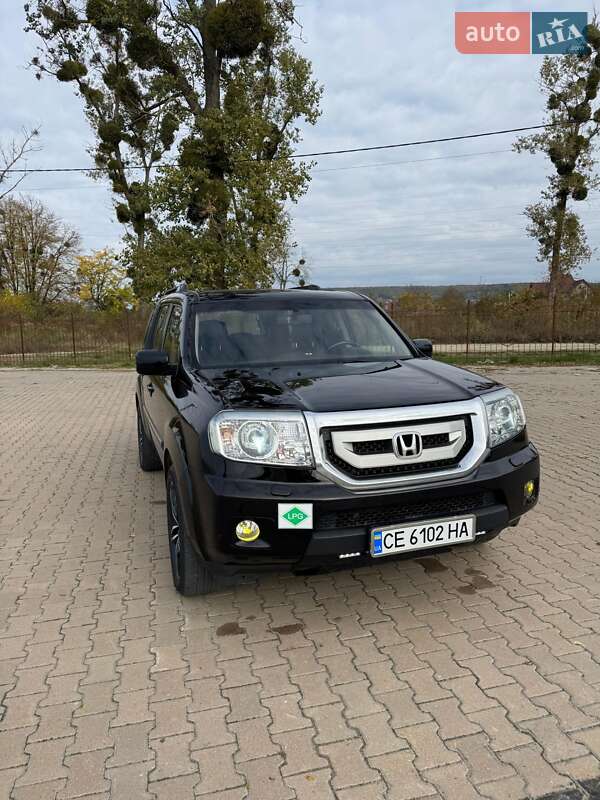 Внедорожник / Кроссовер Honda Pilot 2008 в Черновцах