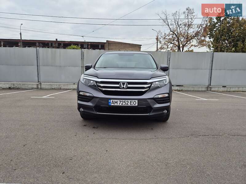 Внедорожник / Кроссовер Honda Pilot 2018 в Киеве