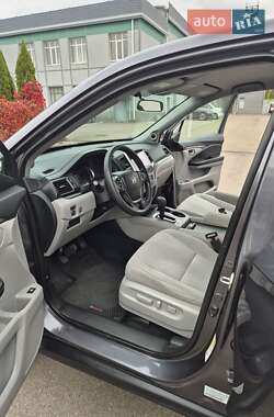 Позашляховик / Кросовер Honda Pilot 2018 в  фото 20 Позашляховик / Кросовер Honda Pilot 2018 в