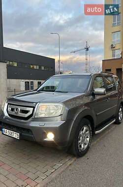 Внедорожник / Кроссовер Honda Pilot 2008 в Вишневом