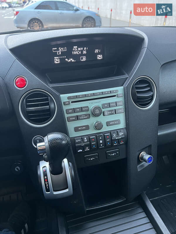 Внедорожник / Кроссовер Honda Pilot 2008 в Вишневом фото 23 Внедорожник / Кроссовер Honda Pilot 2008 в Вишневом