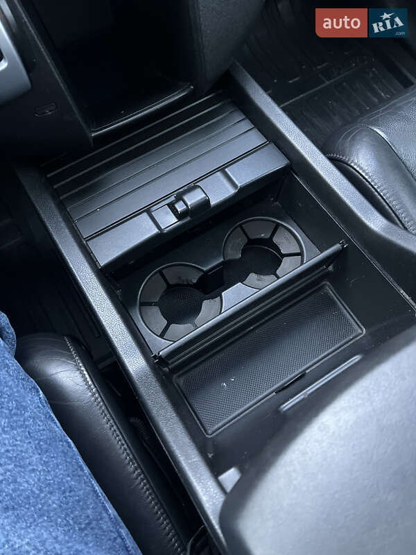 Внедорожник / Кроссовер Honda Pilot 2008 в Вишневом фото 26 Внедорожник / Кроссовер Honda Pilot 2008 в Вишневом