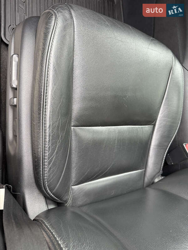 Позашляховик / Кросовер Honda Pilot 2017 в Києві