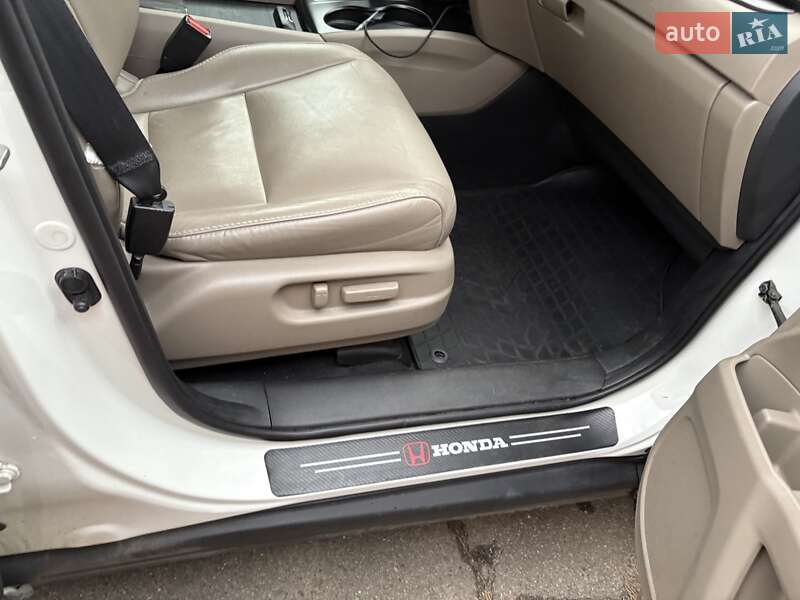 Внедорожник / Кроссовер Honda Pilot 2018 в Киеве фото 19 Внедорожник / Кроссовер Honda Pilot 2018 в Киеве