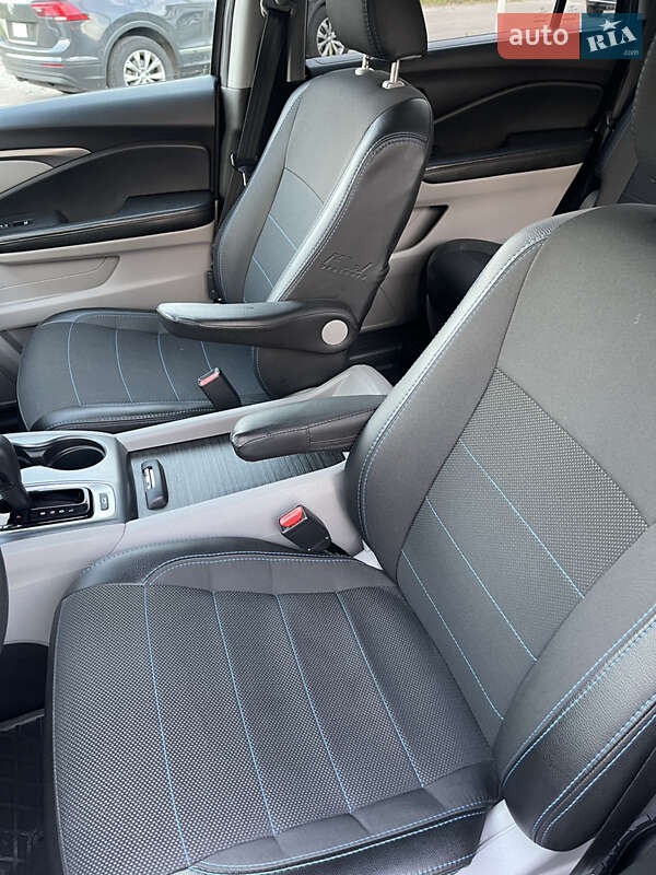 Внедорожник / Кроссовер Honda Pilot 2019 в Коломые фото 29 Внедорожник / Кроссовер Honda Pilot 2019 в Коломые