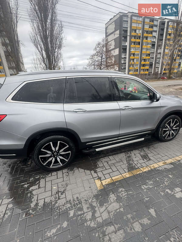 Позашляховик / Кросовер Honda Pilot 2019 в Вишгороді