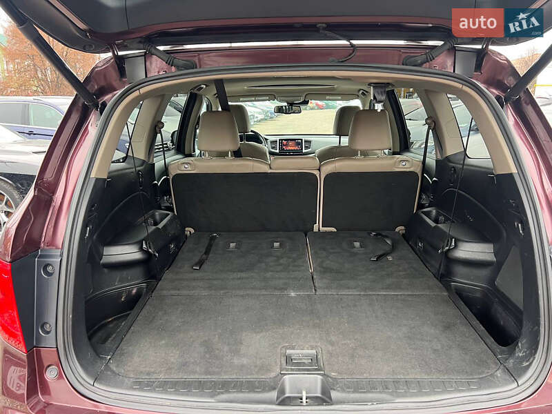 Внедорожник / Кроссовер Honda Pilot 2016 в Полтаве