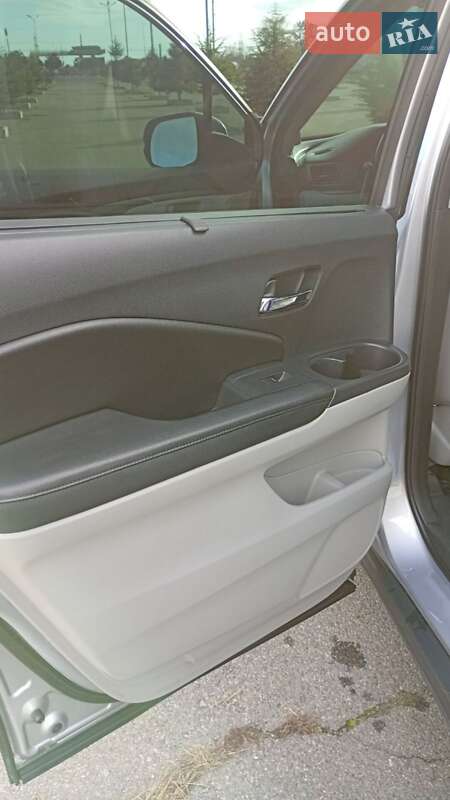 Позашляховик / Кросовер Honda Pilot 2016 в Одесі