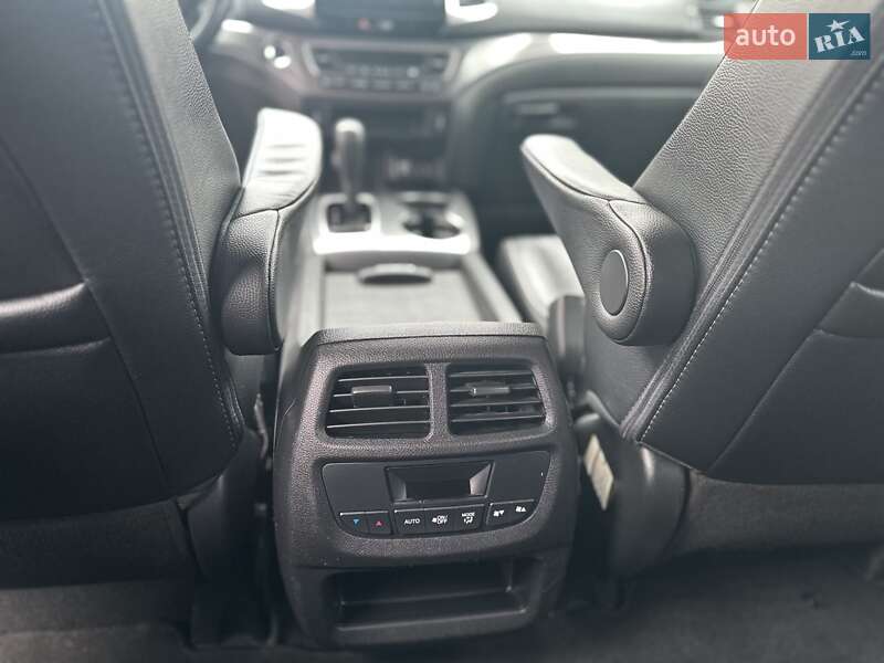 Внедорожник / Кроссовер Honda Pilot 2018 в Полтаве