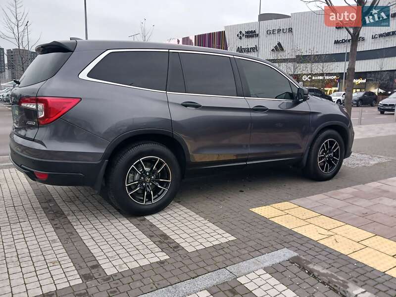 Внедорожник / Кроссовер Honda Pilot 2019 в Киеве