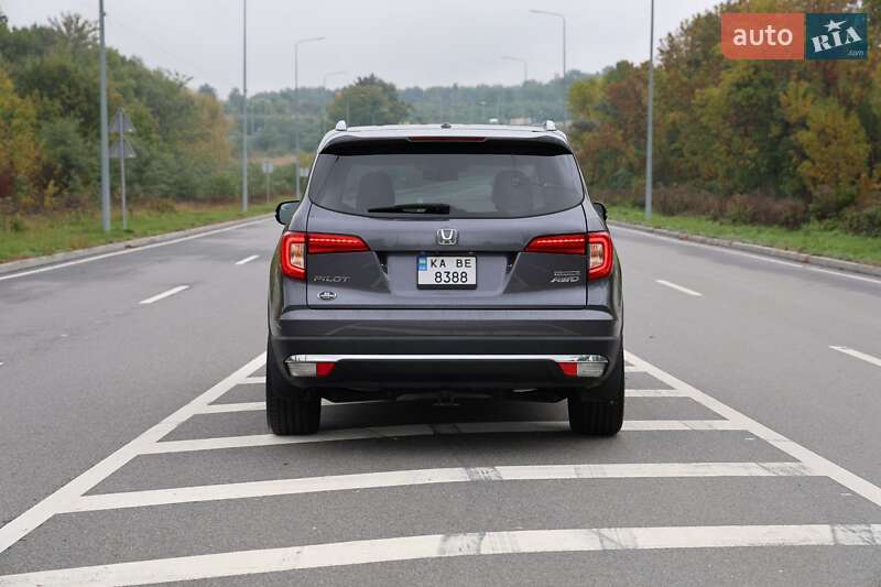 Внедорожник / Кроссовер Honda Pilot 2018 в Хмельницком