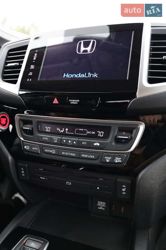 Внедорожник / Кроссовер Honda Pilot 2018 в Хмельницком