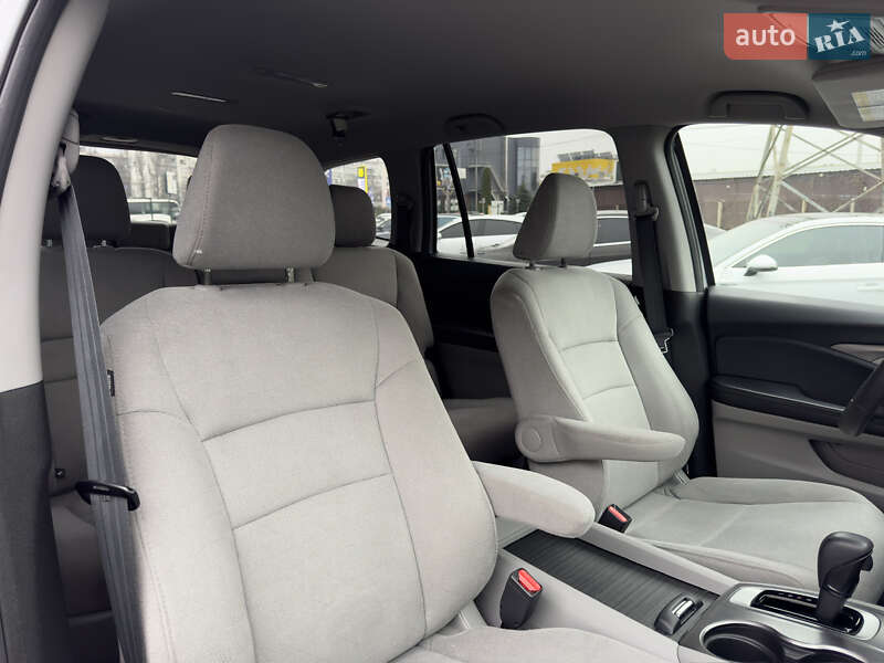 Позашляховик / Кросовер Honda Pilot 2018 в Києві