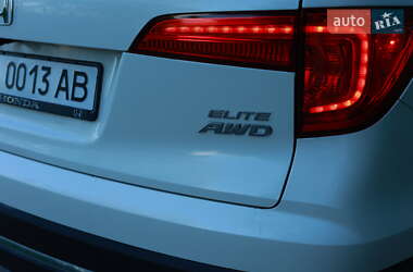 Позашляховик / Кросовер Honda Pilot 2017 в Києві