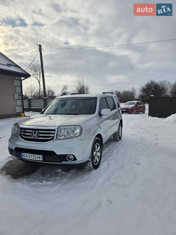 Внедорожник / Кроссовер Honda Pilot 2008 в Хороле