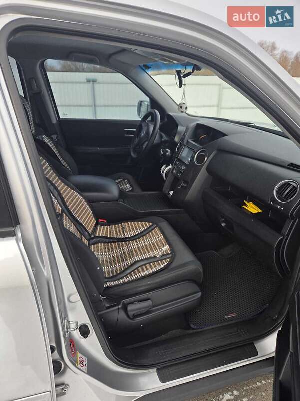 Внедорожник / Кроссовер Honda Pilot 2008 в Хороле