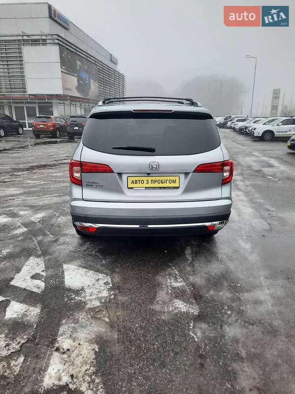 Позашляховик / Кросовер Honda Pilot 2017 в Полтаві фото 3 Позашляховик / Кросовер Honda Pilot 2017 в Полтаві