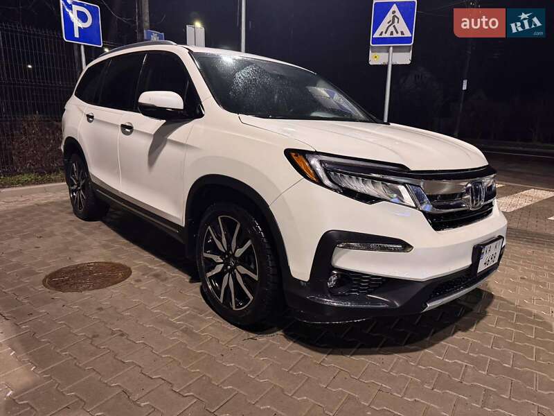 Внедорожник / Кроссовер Honda Pilot 2018 в Вышгороде