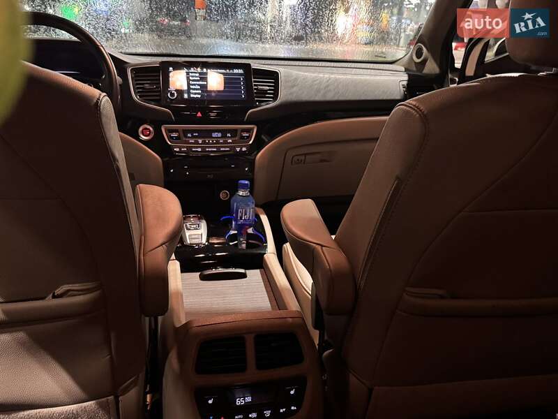 Внедорожник / Кроссовер Honda Pilot 2018 в Вышгороде