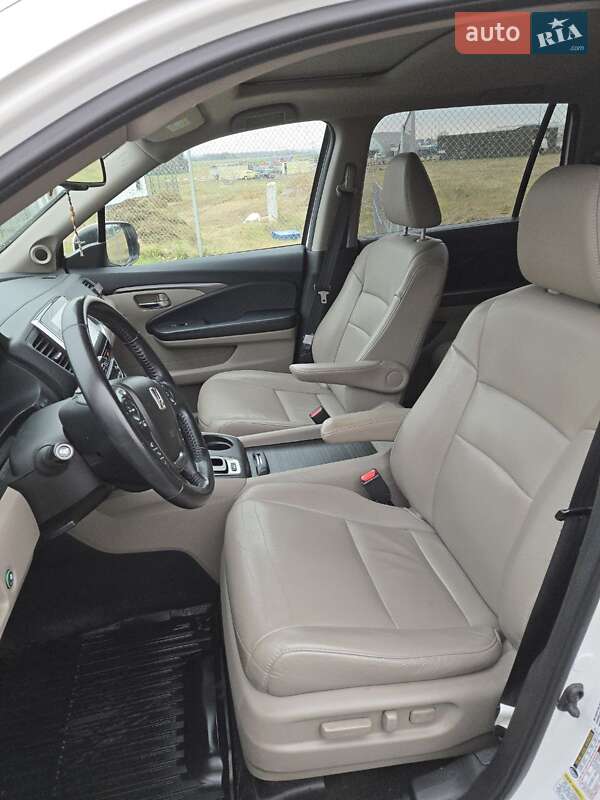 Внедорожник / Кроссовер Honda Pilot 2015 в Львове