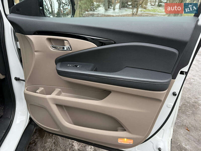 Позашляховик / Кросовер Honda Pilot 2021 в Києві