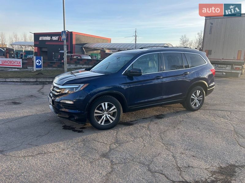 Внедорожник / Кроссовер Honda Pilot 2016 в Ровно