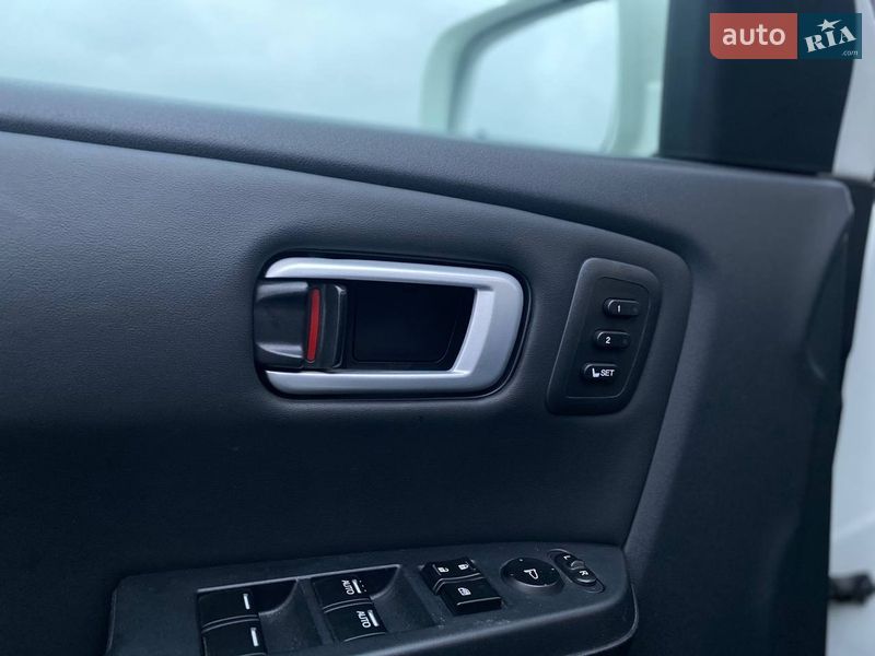 Внедорожник / Кроссовер Honda Pilot 2011 в Киеве