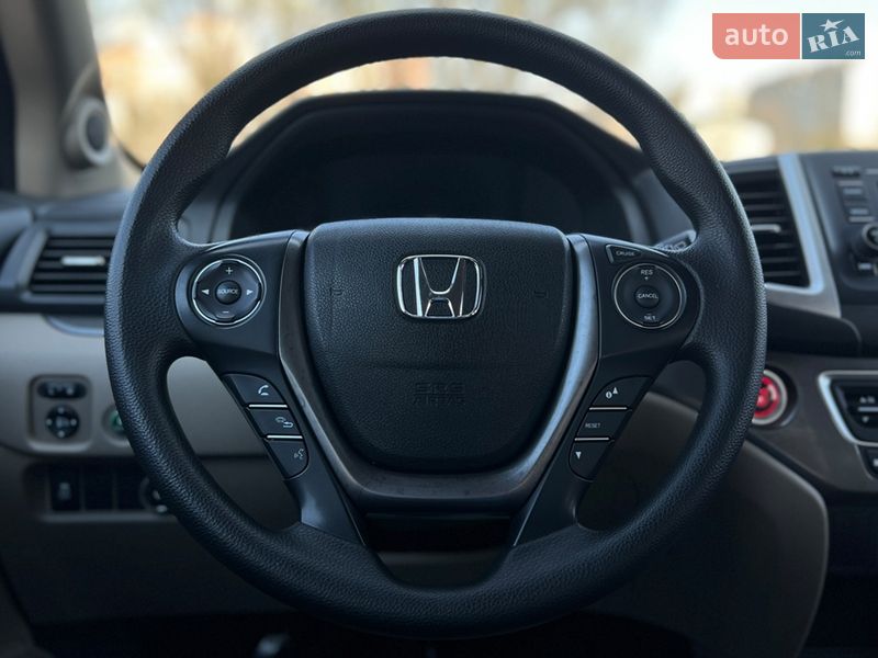 Внедорожник / Кроссовер Honda Pilot 2017 в Львове