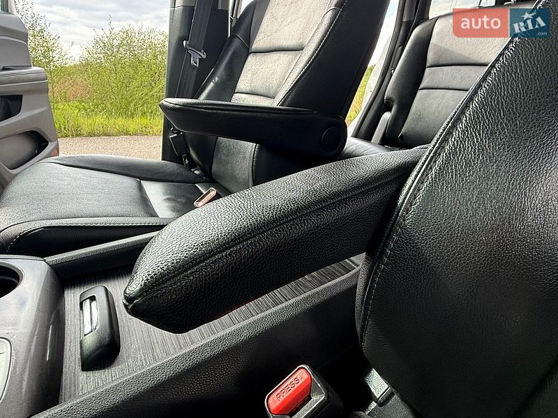 Позашляховик / Кросовер Honda Pilot 2017 в Трускавці