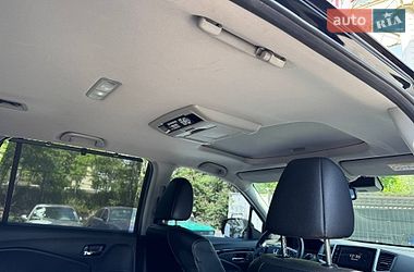 Внедорожник / Кроссовер Honda Pilot 2017 в Днепре