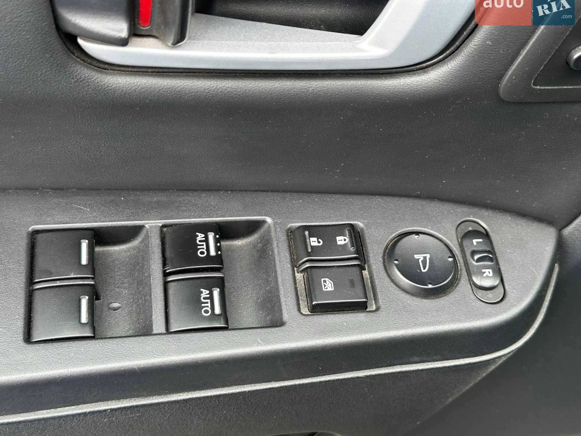 2011 Honda Pilot - мініатюра 25