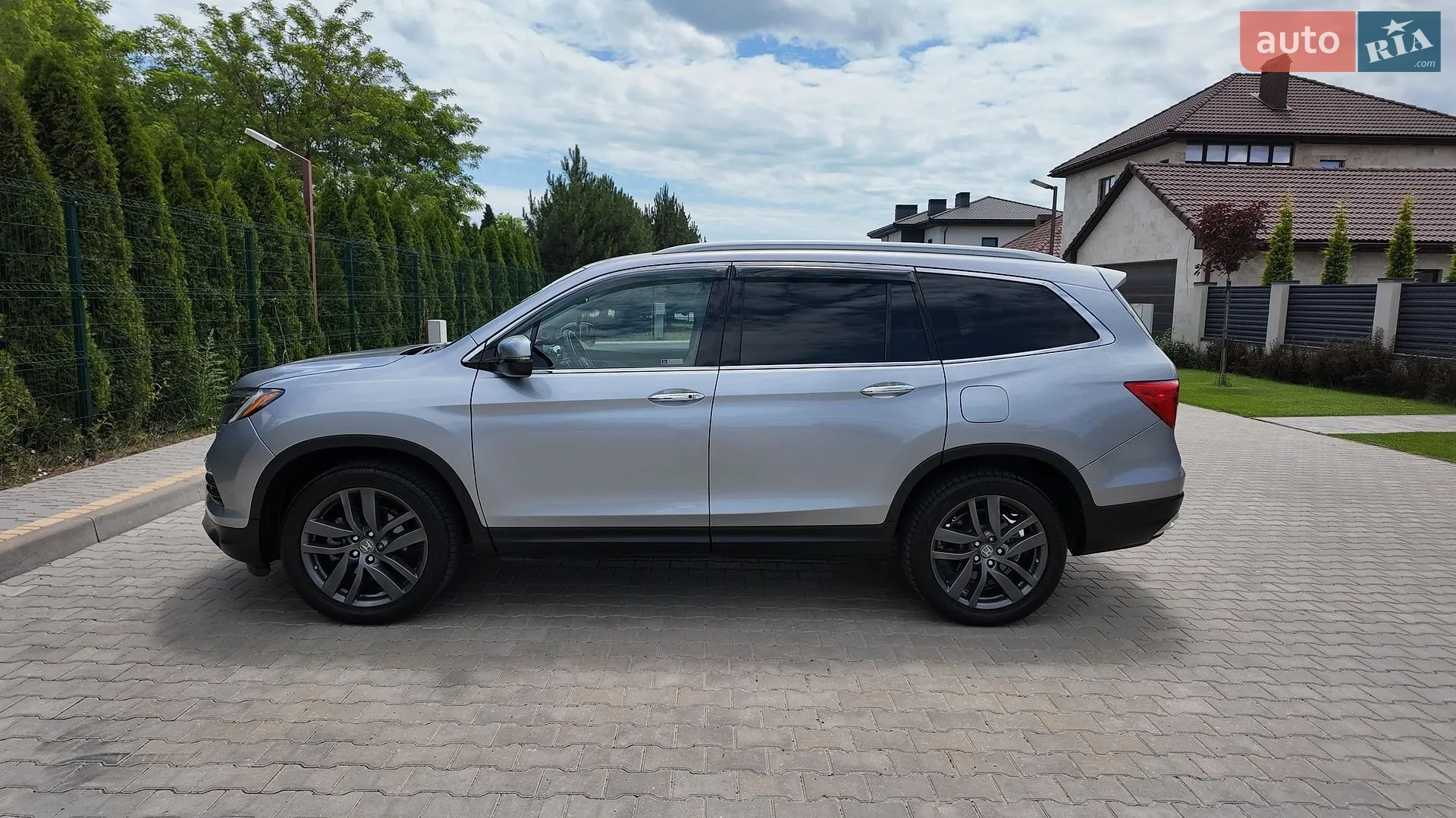 2017 Honda Pilot - мініатюра 2