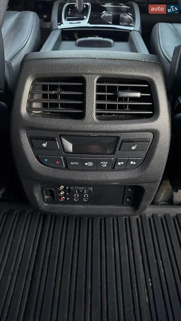 2017 Honda Pilot - мініатюра 16