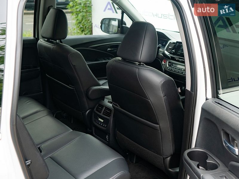 Внедорожник / Кроссовер Honda Pilot 2021 в Киеве