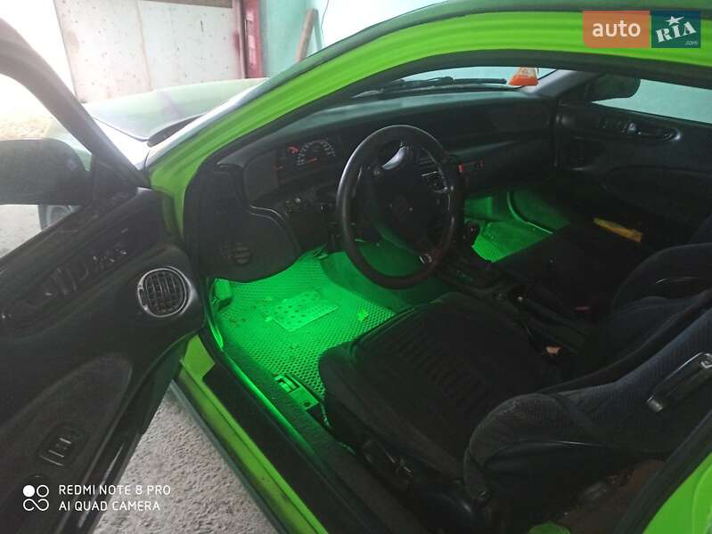 Купе Honda Prelude 1993 в 