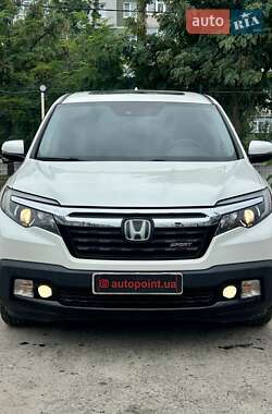 Пикап Honda Ridgeline 2017 в 