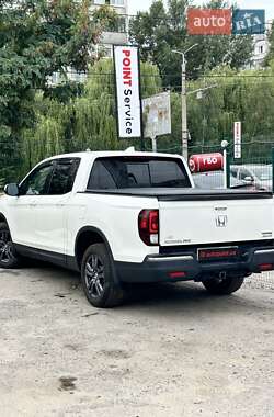 Пикап Honda Ridgeline 2017 в 