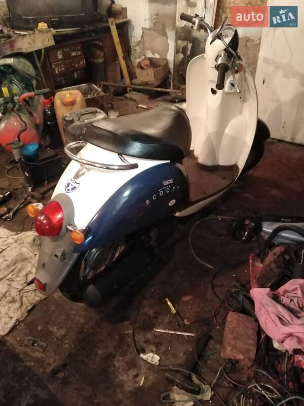 Скутер Honda Scoopy AF-55 2005 в Белой Церкви