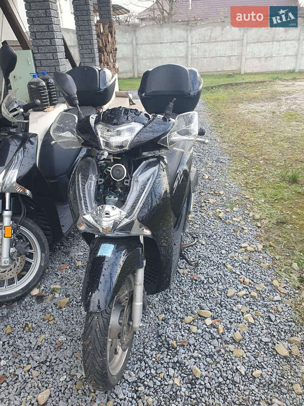 Скутер Honda SH 125 2017 в Львове