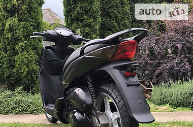 Макси-скутер Honda SH 150 2007 в 