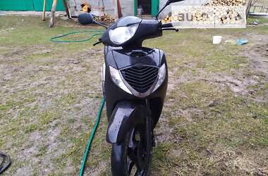 Макси-скутер Honda SH 150 2012 в Косове