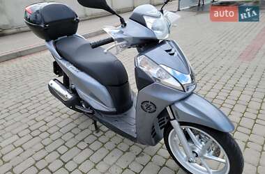 Макси-скутер Honda SH 300i 2013 в 
